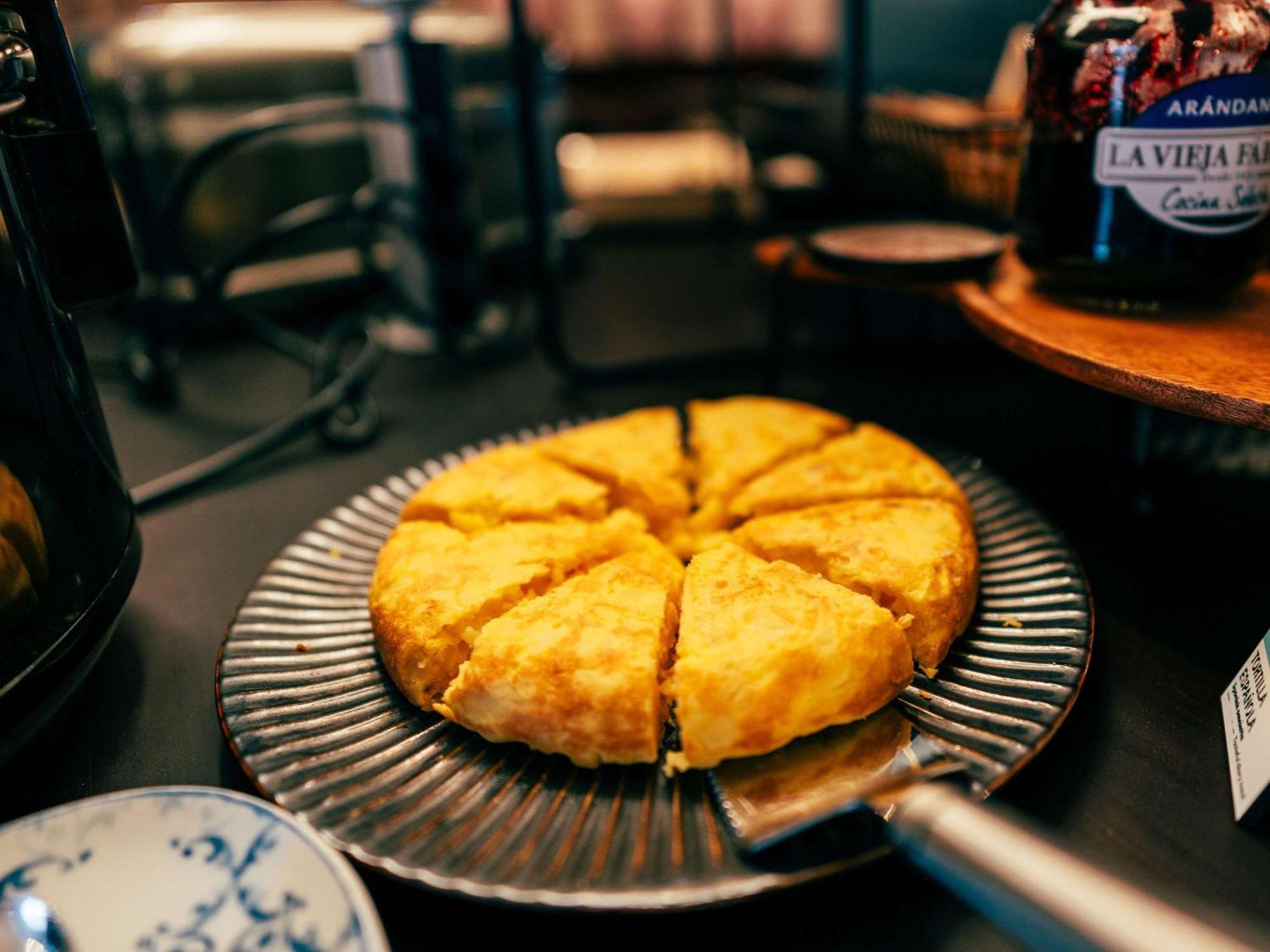 马德里炫酷宜必思酒店 外观 照片